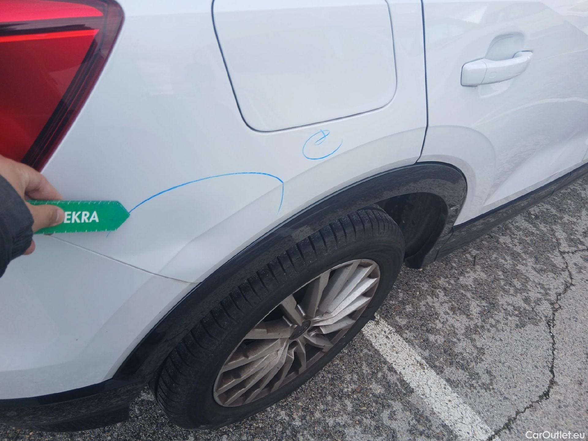  Audi  Q2 AUDI  / 2016 / 5P / todoterreno Design 30 TFSI 85kW (116CV) #19