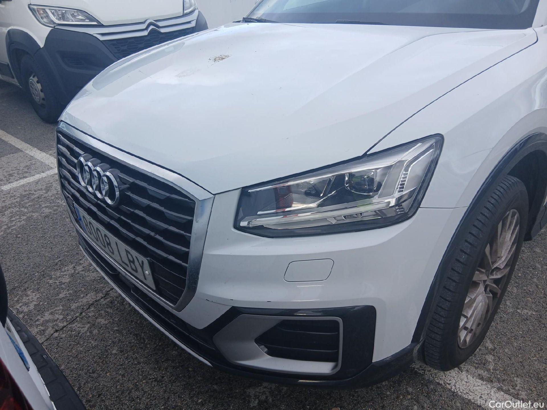  Audi  Q2 AUDI  / 2016 / 5P / todoterreno Design 30 TFSI 85kW (116CV) #3