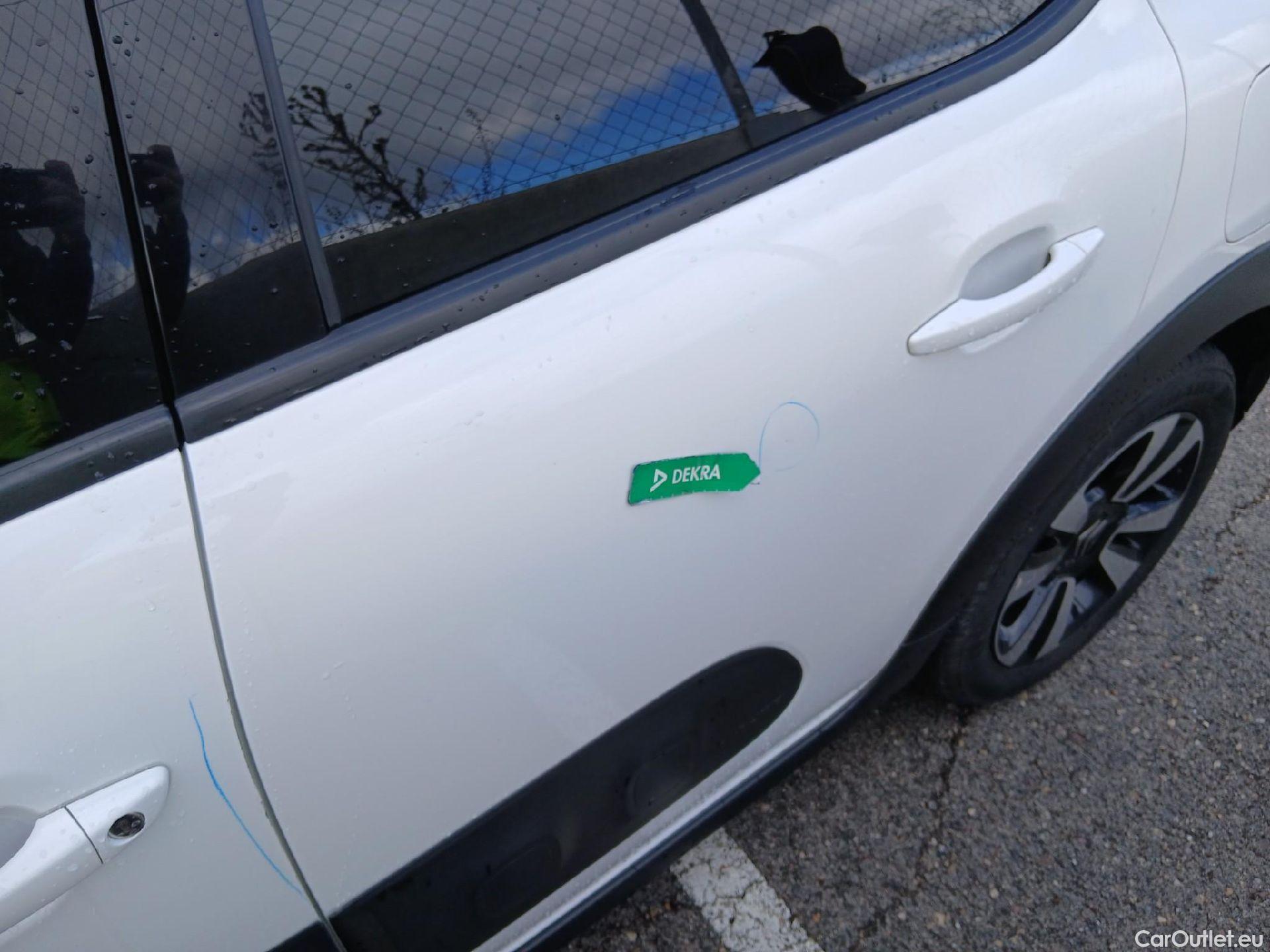  Citroen  C3 CITROEN  / 2016 / 5P / berlina con portón PureTech 60KW (82CV) SHINE #27