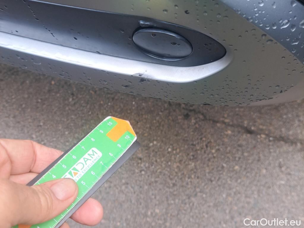  Hyundai  Konna HYUNDAI Kona / 2020 / 5P / todoterreno 1.6 GDI HEV Tecno 2C DCT #29