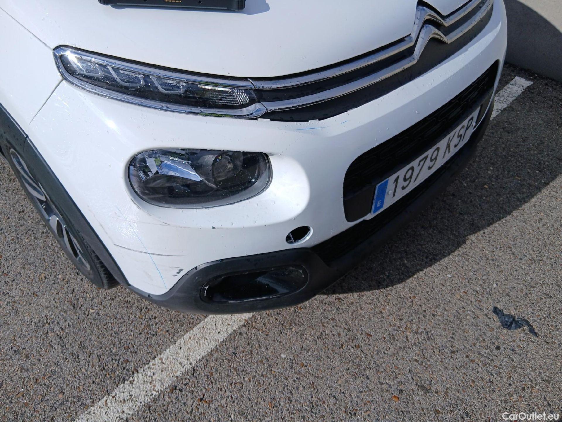  Citroen  C3 CITROEN  / 2016 / 5P / berlina con portón PureTech 60KW (82CV) SHINE #3