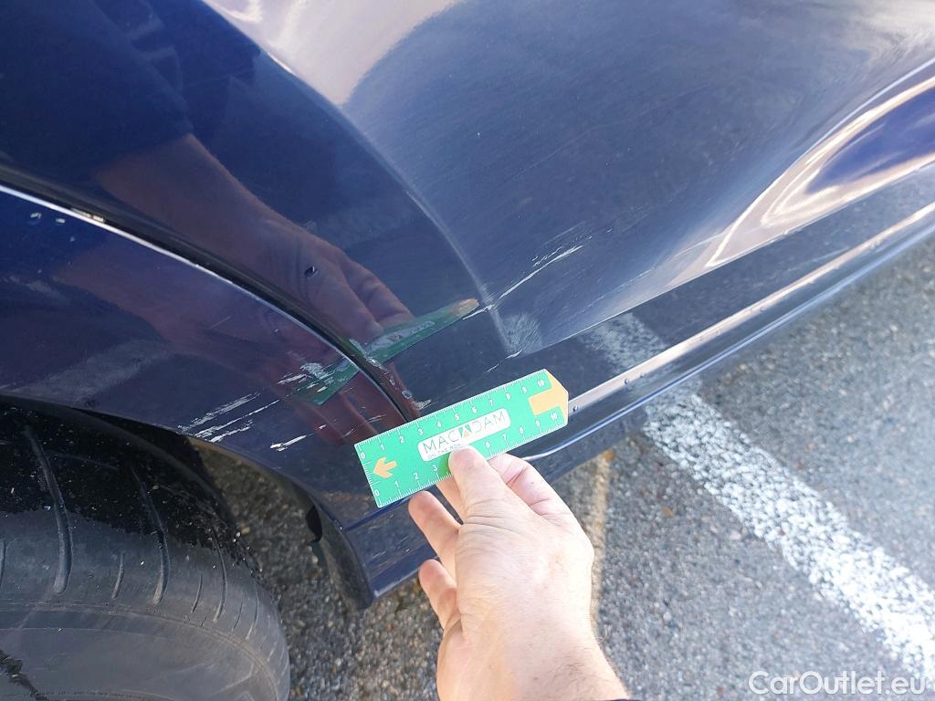  Audi  Q8 AUDI  / 2018 / 5P / todoterreno 55 TFSIe 280kW Black Line Pl quattro tip #12