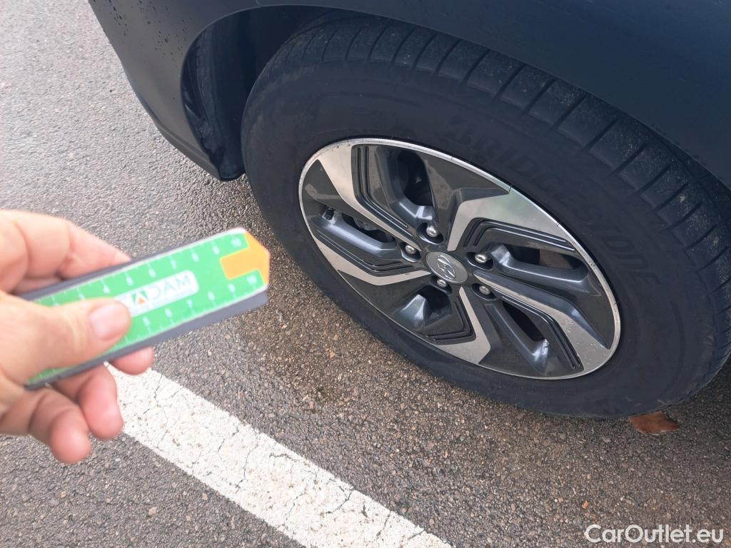  Hyundai  Konna HYUNDAI Kona / 2020 / 5P / todoterreno 1.6 GDI HEV Tecno 2C DCT #3