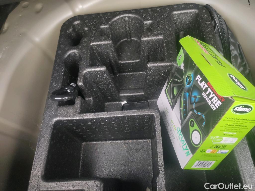  Ford  Fiesta FORD  / 2021 / 5P / berlina con portón 1.1 IT-VCT 55kW (75CV) Trend 5p #4