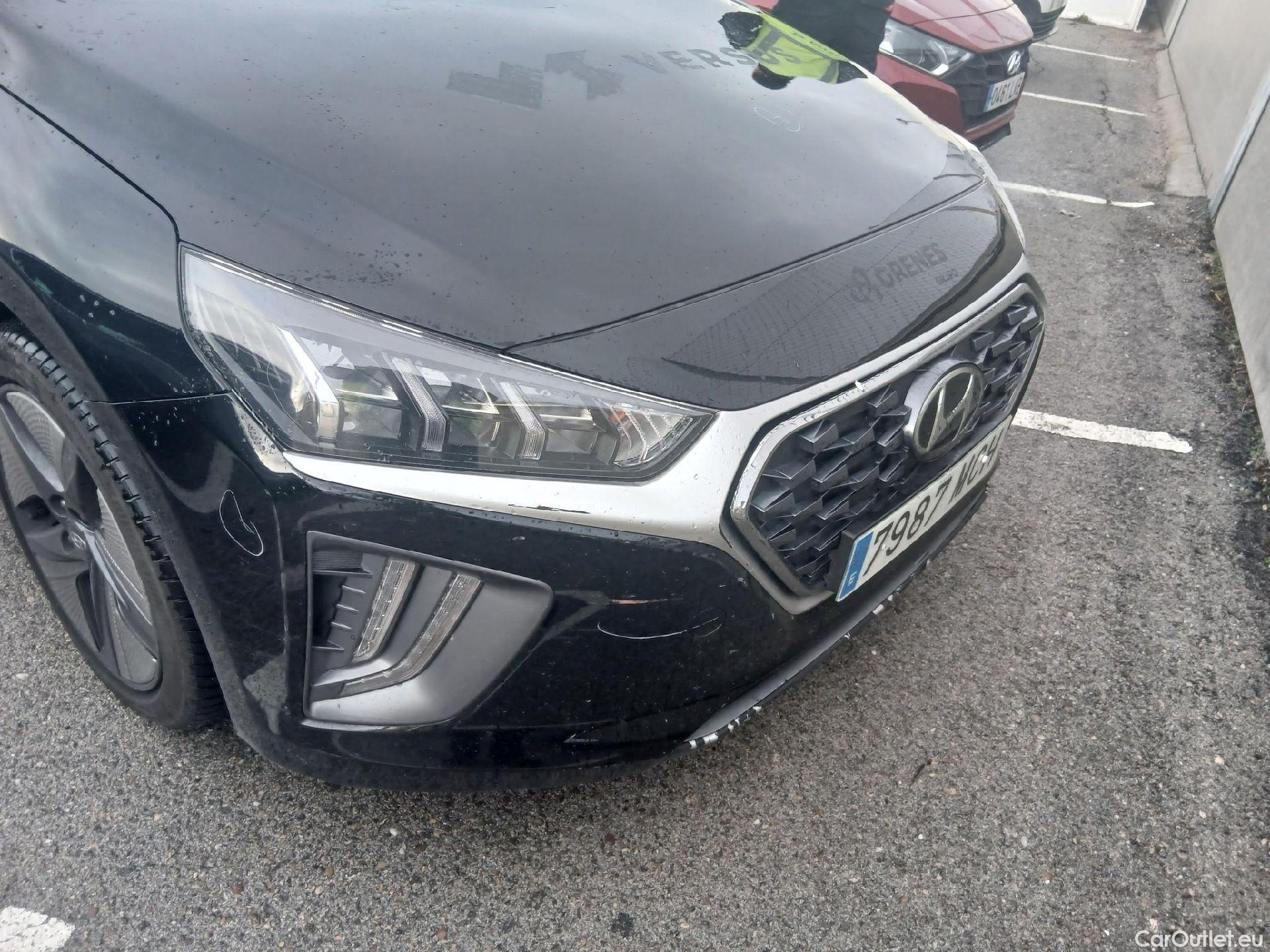  Hyundai   Ioniq HYUNDAI / 2019 / 5P / berlina con portón 1.6 GDI HEV Tecno DCT #6