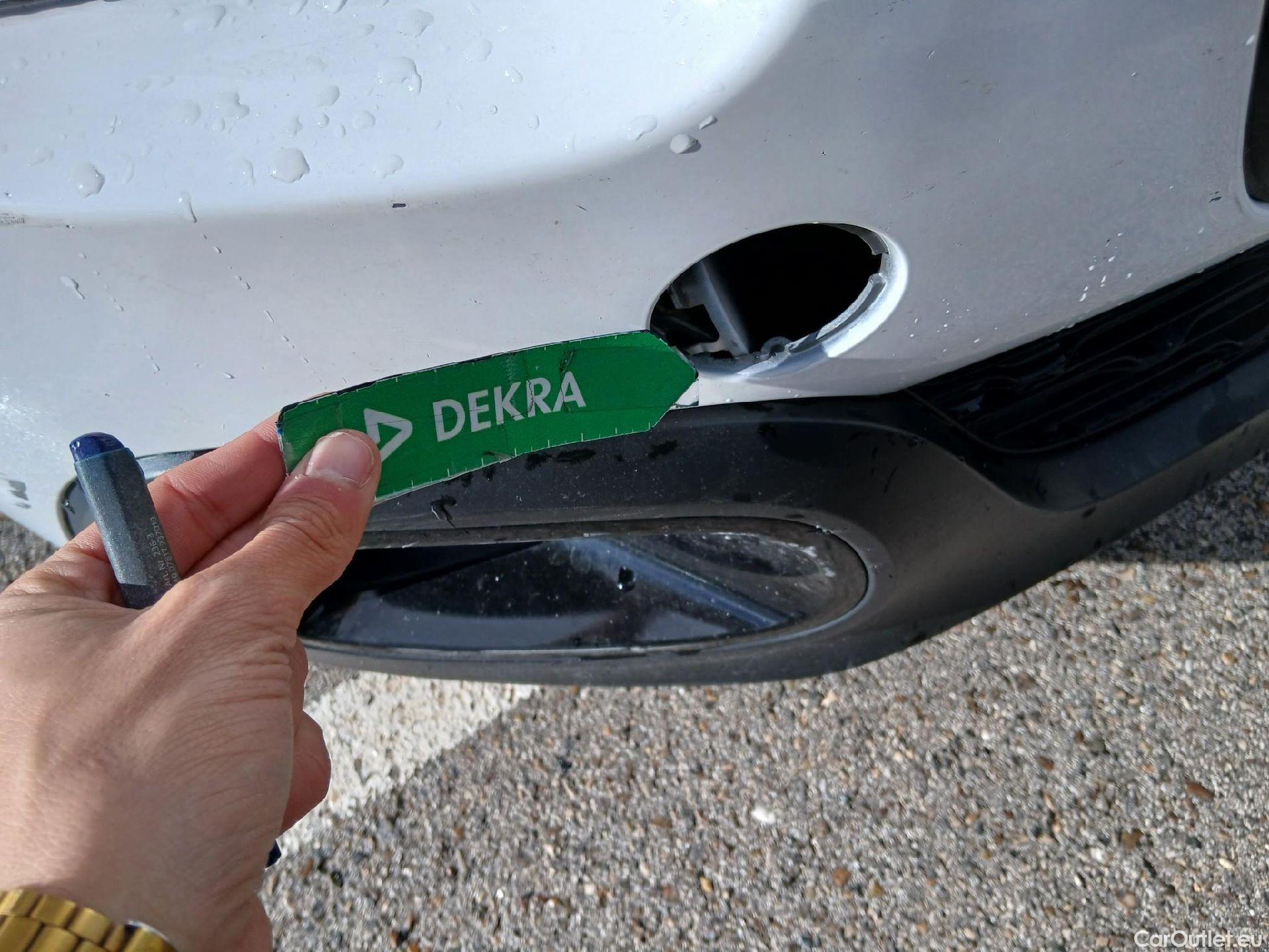  Citroen  C3 CITROEN  / 2016 / 5P / berlina con portón PureTech 60KW (82CV) SHINE #4