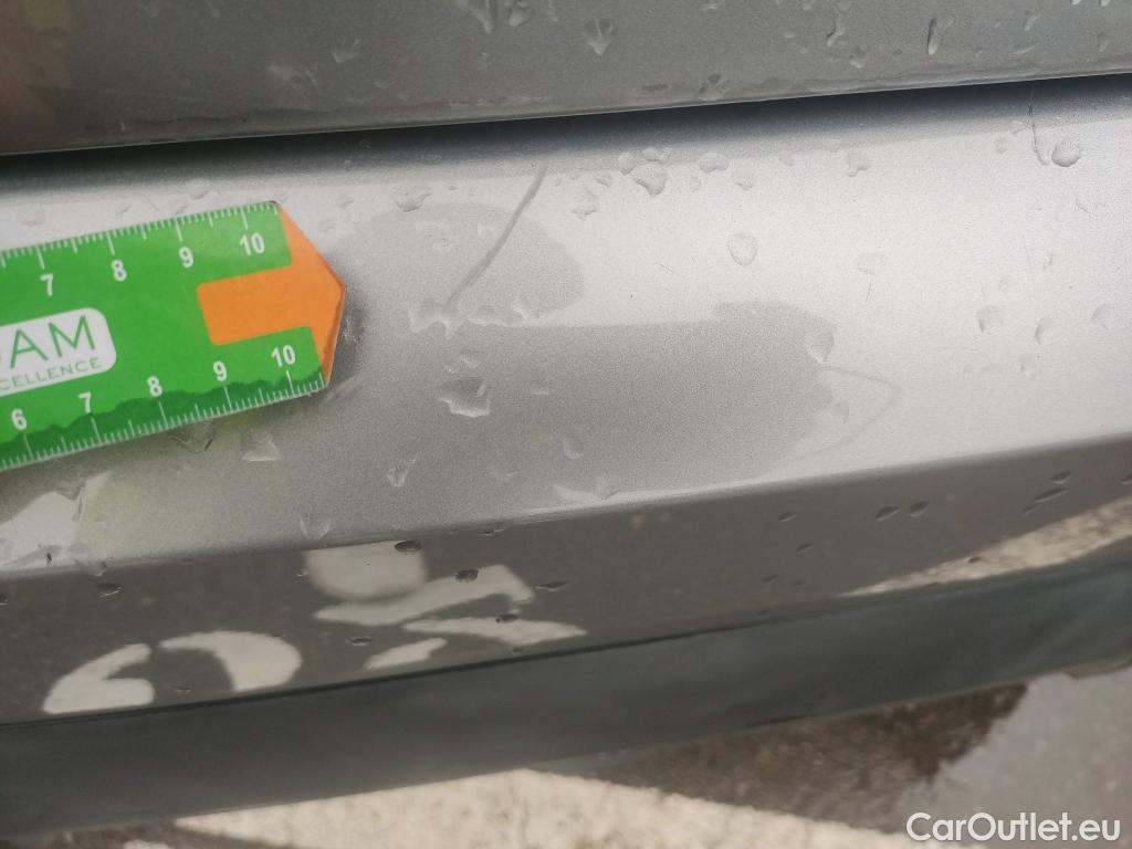  DS  DS7 DS DS 7 Crossback / 2017 / 5P / todoterreno BlueHDi DE 96kW (130CV) Auto.BE CHIC (AC) #18