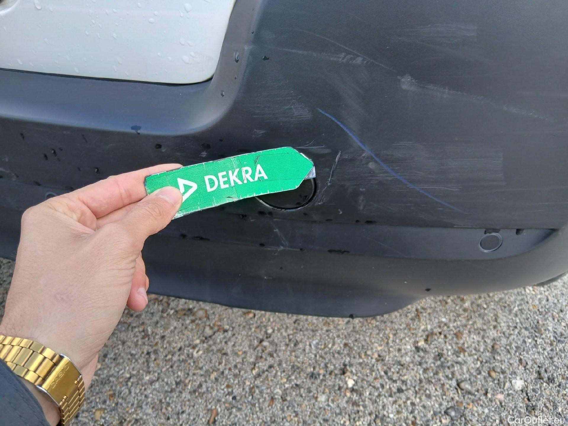  Citroen  C3 CITROEN  / 2016 / 5P / berlina con portón PureTech 60KW (82CV) SHINE #36