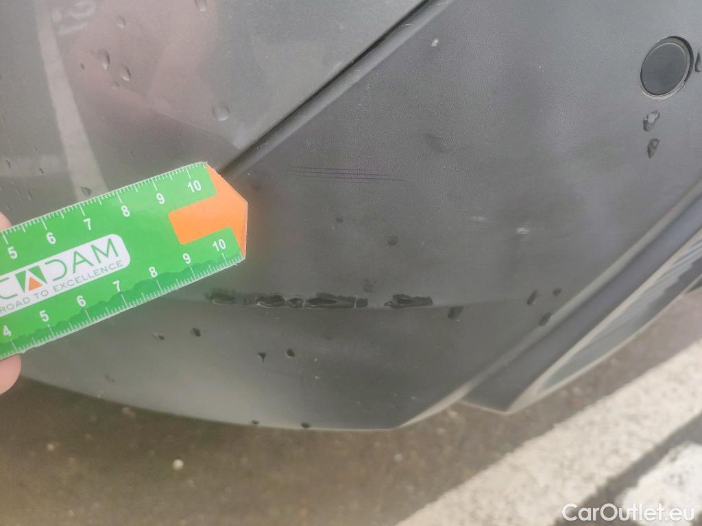  DS  DS7 DS DS 7 Crossback / 2017 / 5P / todoterreno BlueHDi DE 96kW (130CV) Auto.BE CHIC (AC) #14