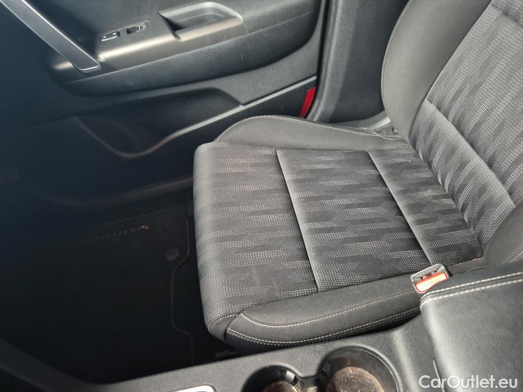  KIA  Sportage KIA  / 2018 / 5P / todoterreno 1.6 CRDi Concept 85kW (115CV) 4x2 #11