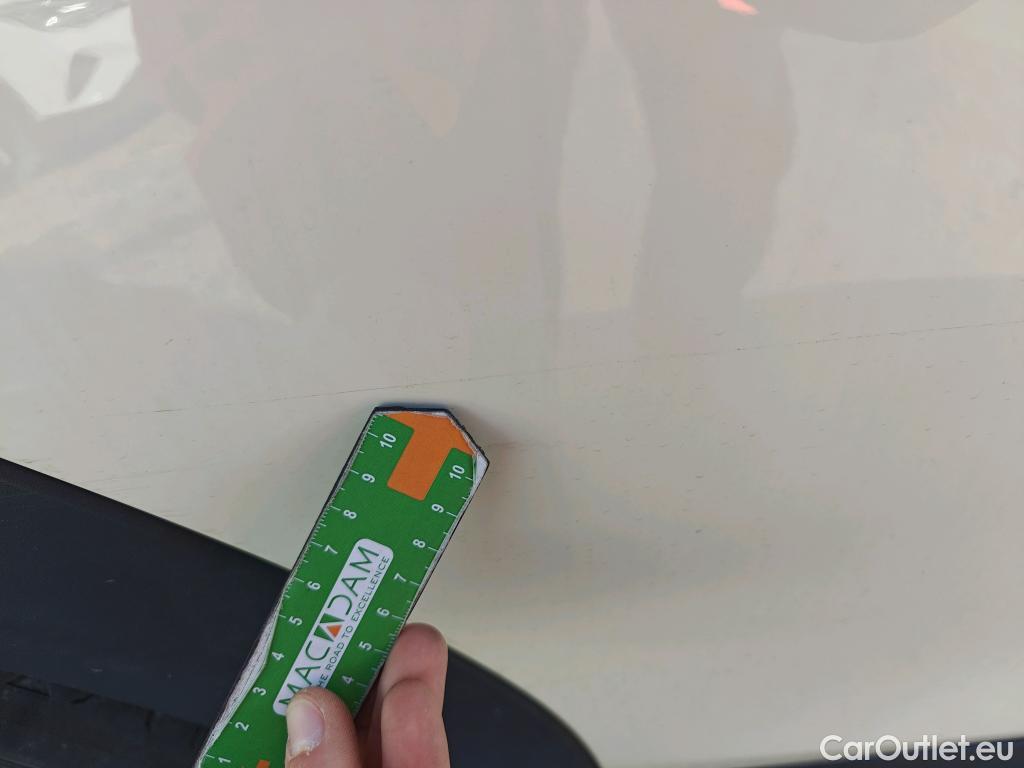  Mini  Cooper MINI MINI / 2014 / 5P / berlina con portón ONE 5 PUERTAS (CX) #58