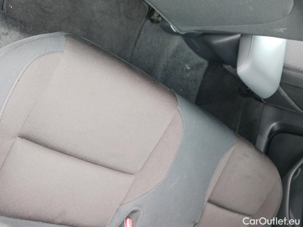  Mazda  3 MAZDA Mazda / 2019 / 4P / sedán 2.0 e-SKYACTIV-G 88KW ZENITH #32