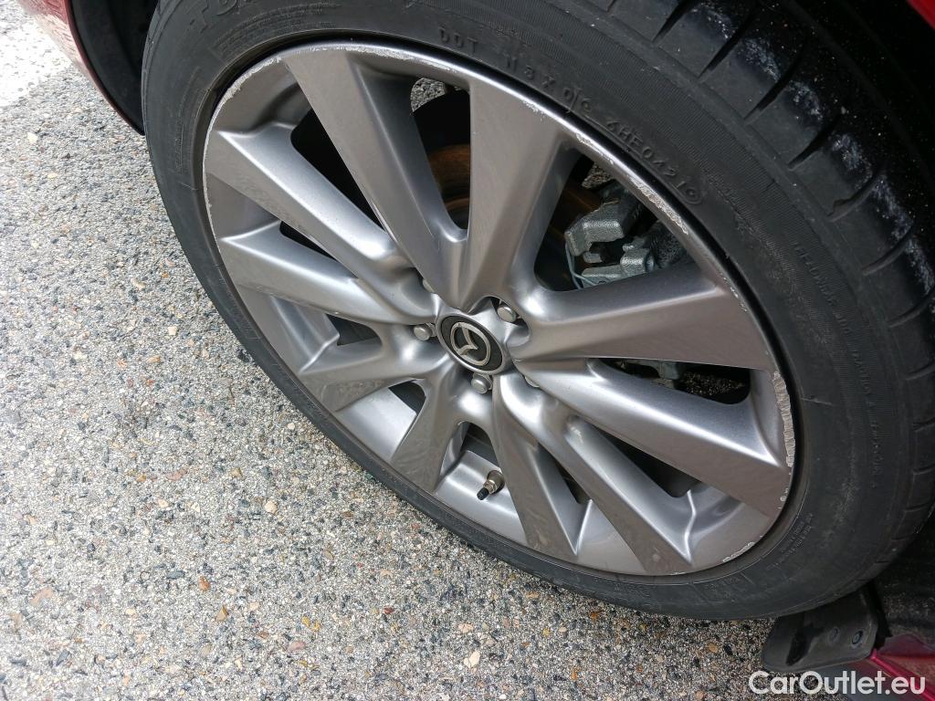  Mazda  3 MAZDA Mazda / 2019 / 4P / sedán 2.0 e-SKYACTIV-G 88KW ZENITH #14