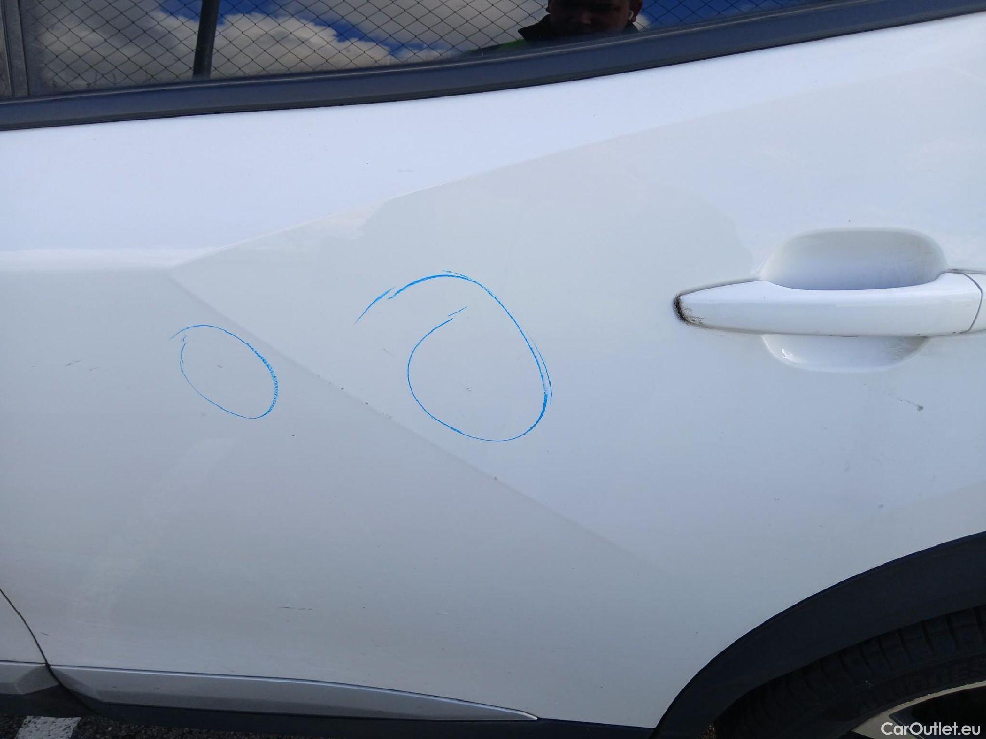  Peugeot  2008 PEUGEOT  / 2019 / 5P / todoterreno Allure BlueHDI 81kW (110CV) #11