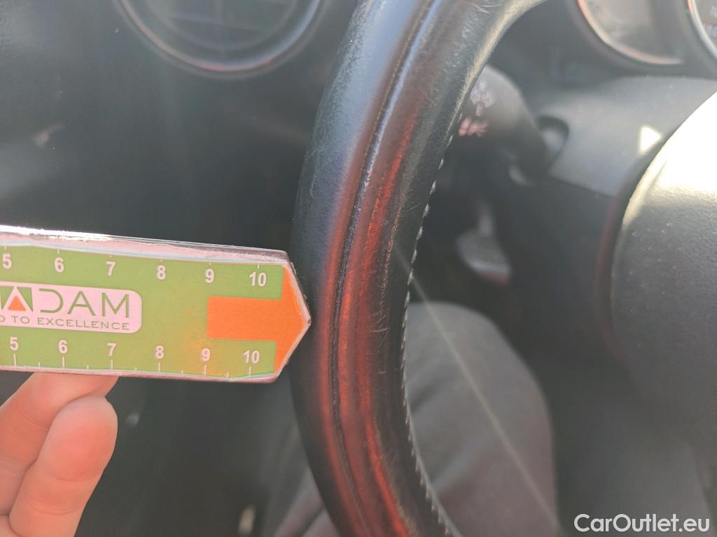  Mini  Cooper MINI MINI / 2014 / 5P / berlina con portón ONE 5 PUERTAS (CX) #46