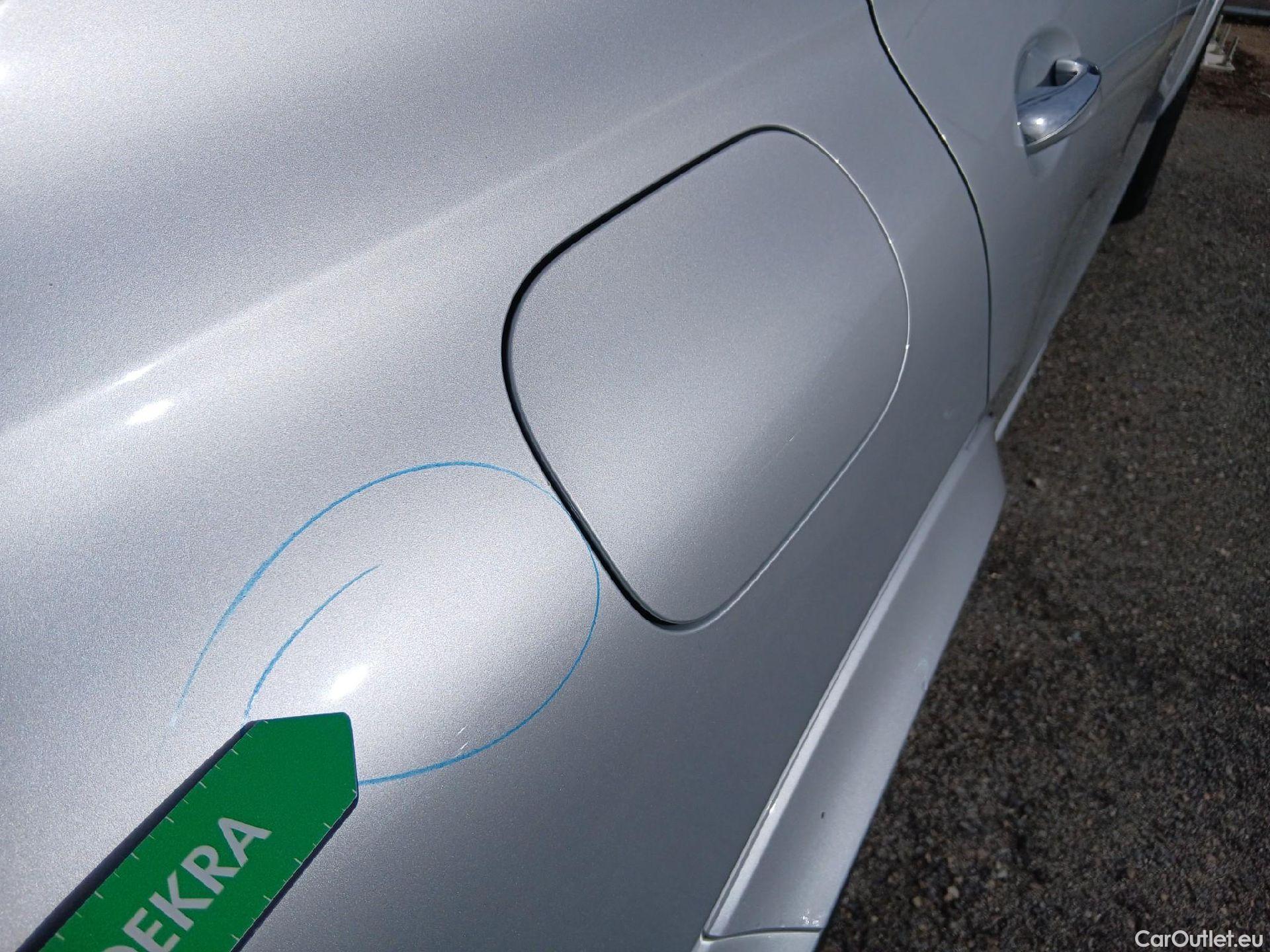  Mercedes  G-Klasee MERCEDES-BENZ GLE / 2018 / 5P / todoterreno GLE 350 de 4MATIC (Híbrido Enchufable) #32