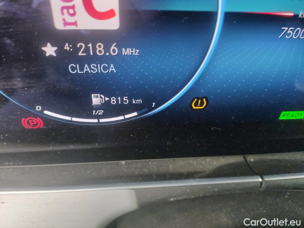  Mercedes  E-Klasse MERCEDES-BENZ Clase E / 2020 / 4P / sedán E 300 de #52