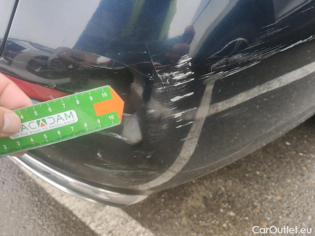  Mercedes  E-Klasse MERCEDES-BENZ Clase E / 2020 / 4P / sedán E 300 de #32