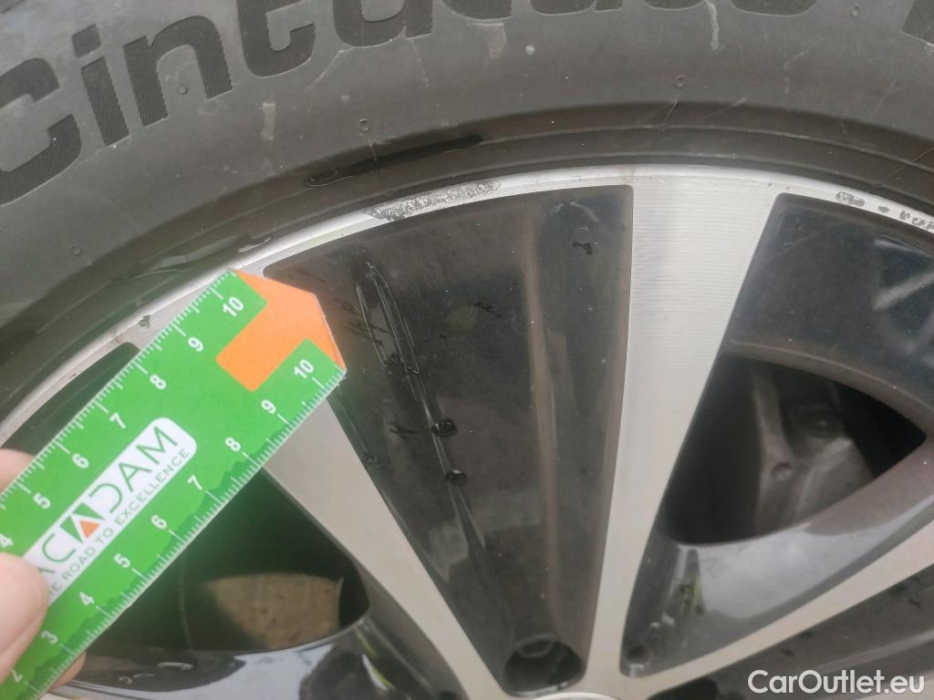  Mercedes  E-Klasse MERCEDES-BENZ Clase E / 2020 / 4P / sedán E 300 de #4