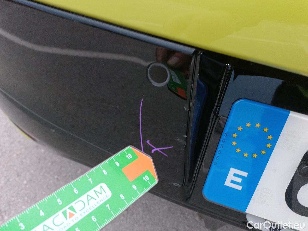  Peugeot  208  Hybrid 136 GT 1.2 135CV AT6 6E #14