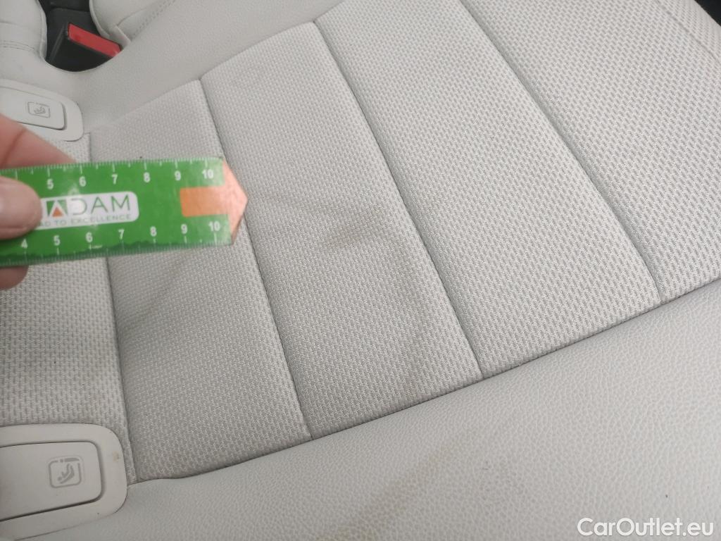  Mercedes  E-Klasse MERCEDES-BENZ Clase E / 2020 / 4P / sedán E 300 de #26