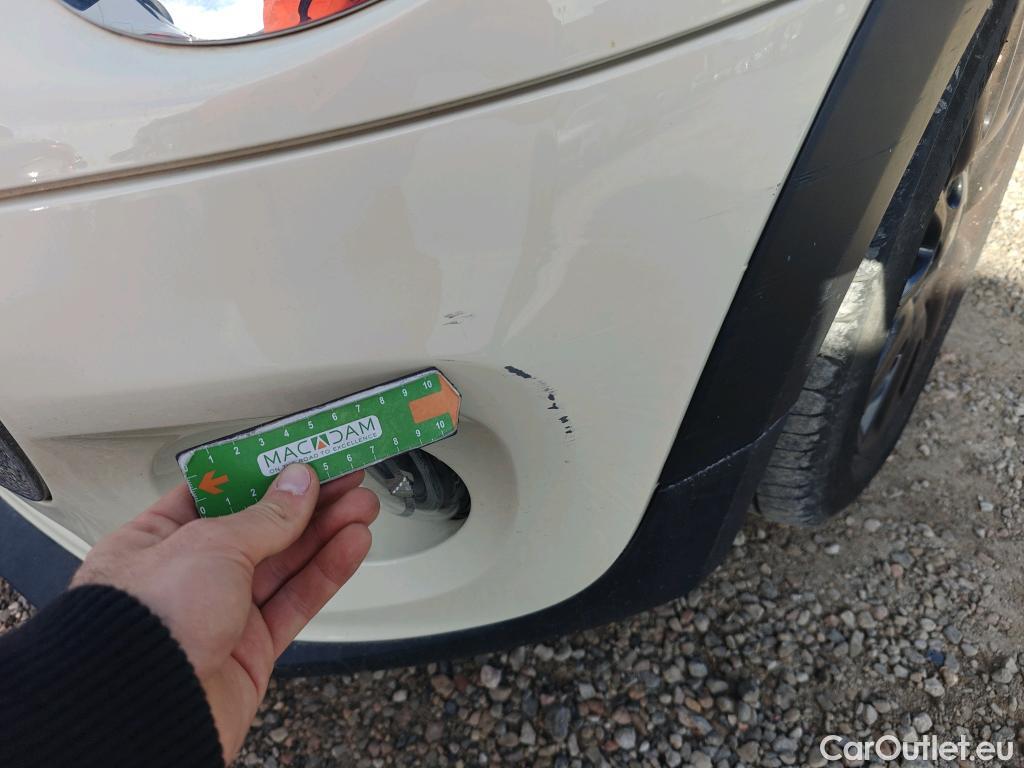  Mini  Cooper MINI MINI / 2014 / 5P / berlina con portón ONE 5 PUERTAS (CX) #50