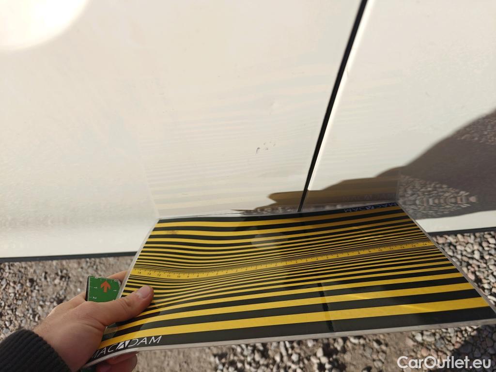  Mini  Cooper MINI MINI / 2014 / 5P / berlina con portón ONE 5 PUERTAS (CX) #11