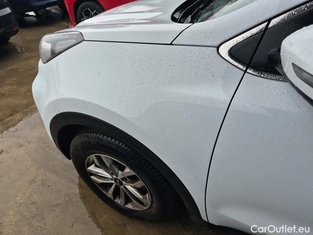  KIA  Sportage KIA  / 2018 / 5P / todoterreno 1.6 CRDi Concept 85kW (115CV) 4x2 #19