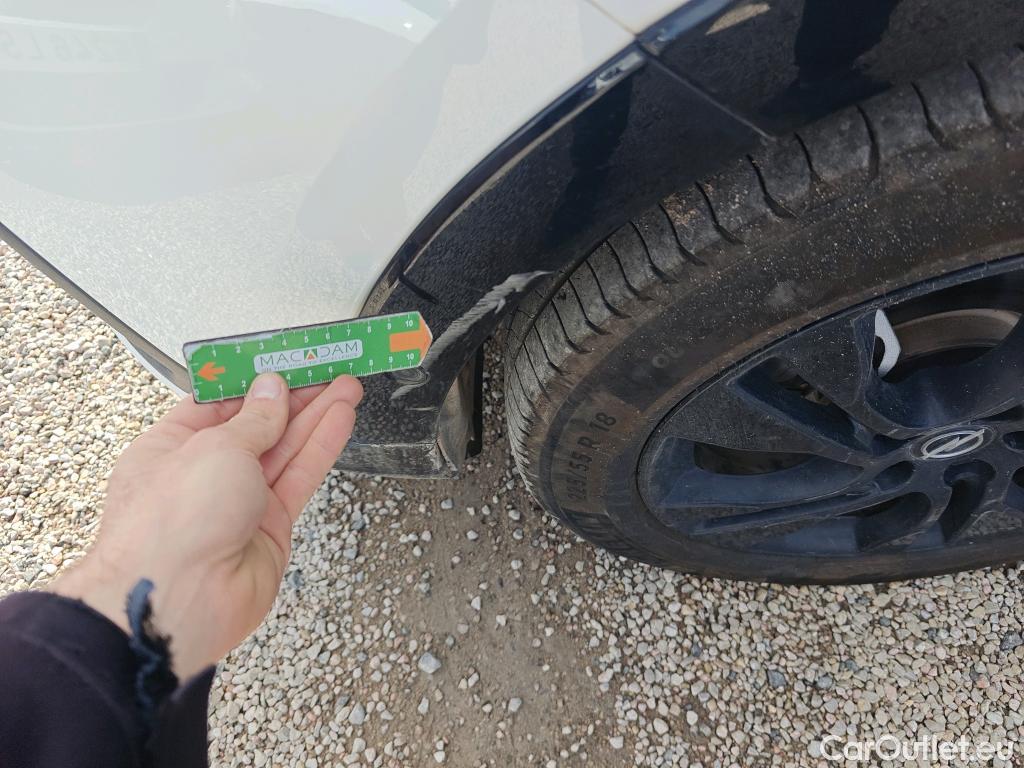  Opel   Grandland X OPEL Grandland / 2021 / 5P / todoterreno 1.5D DTH AT8 S/S GS #62