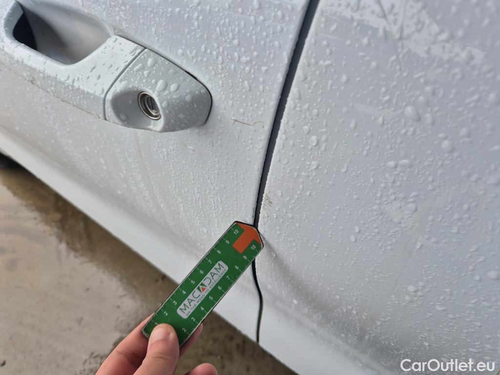  KIA  Sportage KIA  / 2018 / 5P / todoterreno 1.6 CRDi Concept 85kW (115CV) 4x2 #16