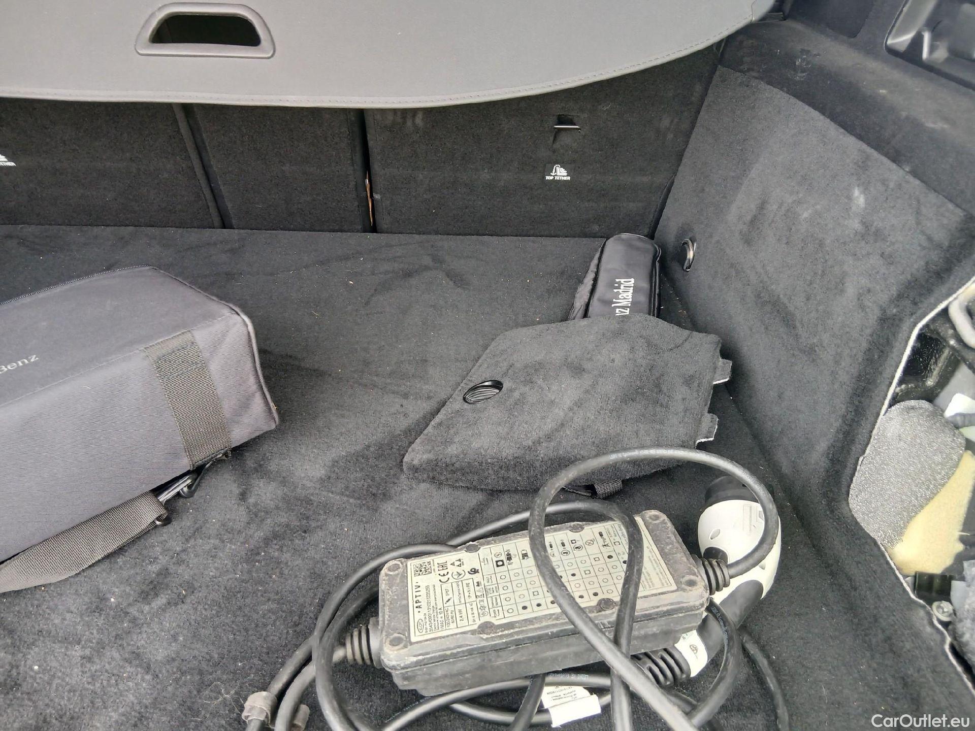  Mercedes  G-Klasee MERCEDES-BENZ GLE / 2018 / 5P / todoterreno GLE 350 de 4MATIC (Híbrido Enchufable) #2