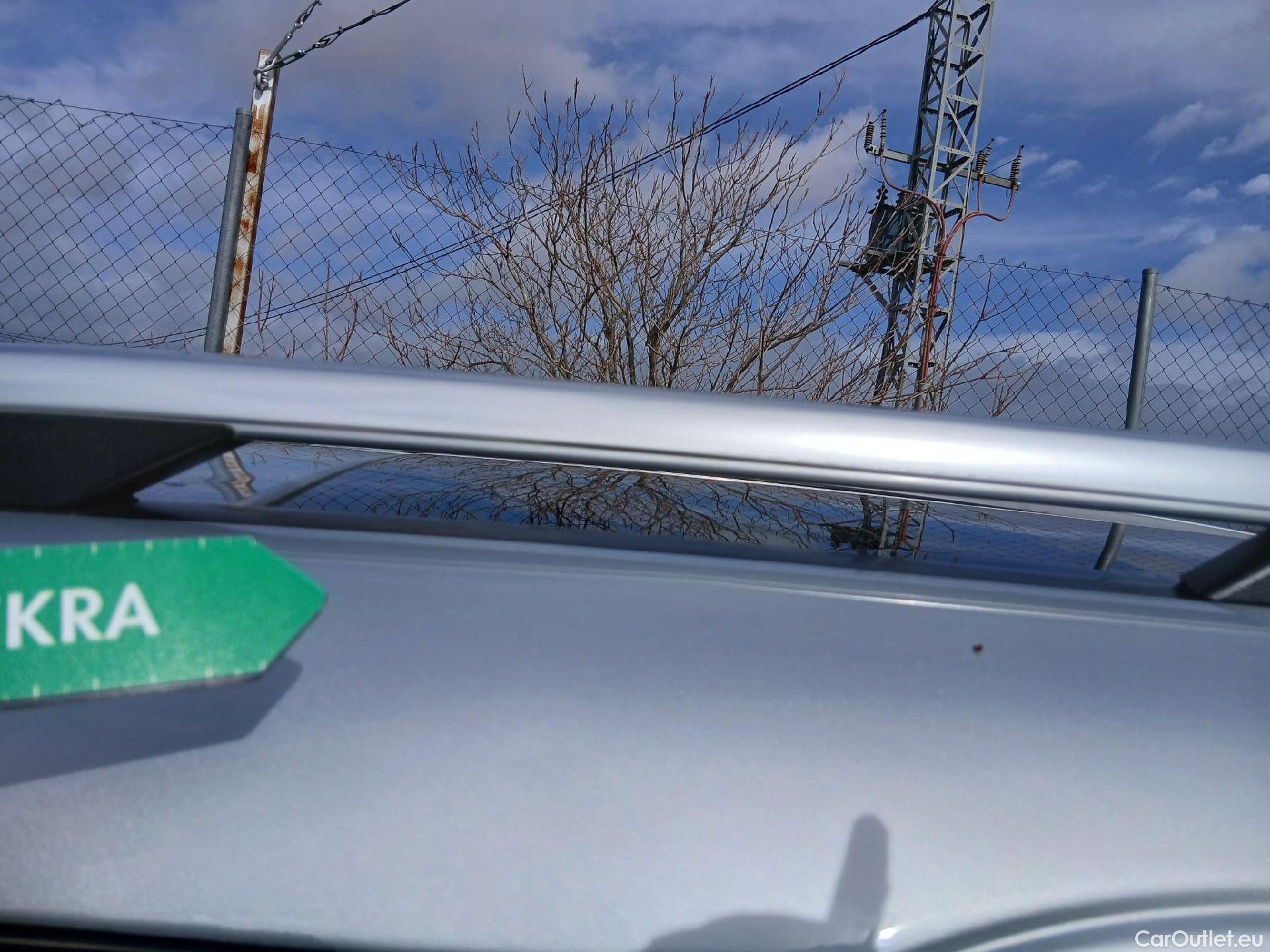  Mercedes  G-Klasee MERCEDES-BENZ GLE / 2018 / 5P / todoterreno GLE 350 de 4MATIC (Híbrido Enchufable) #35