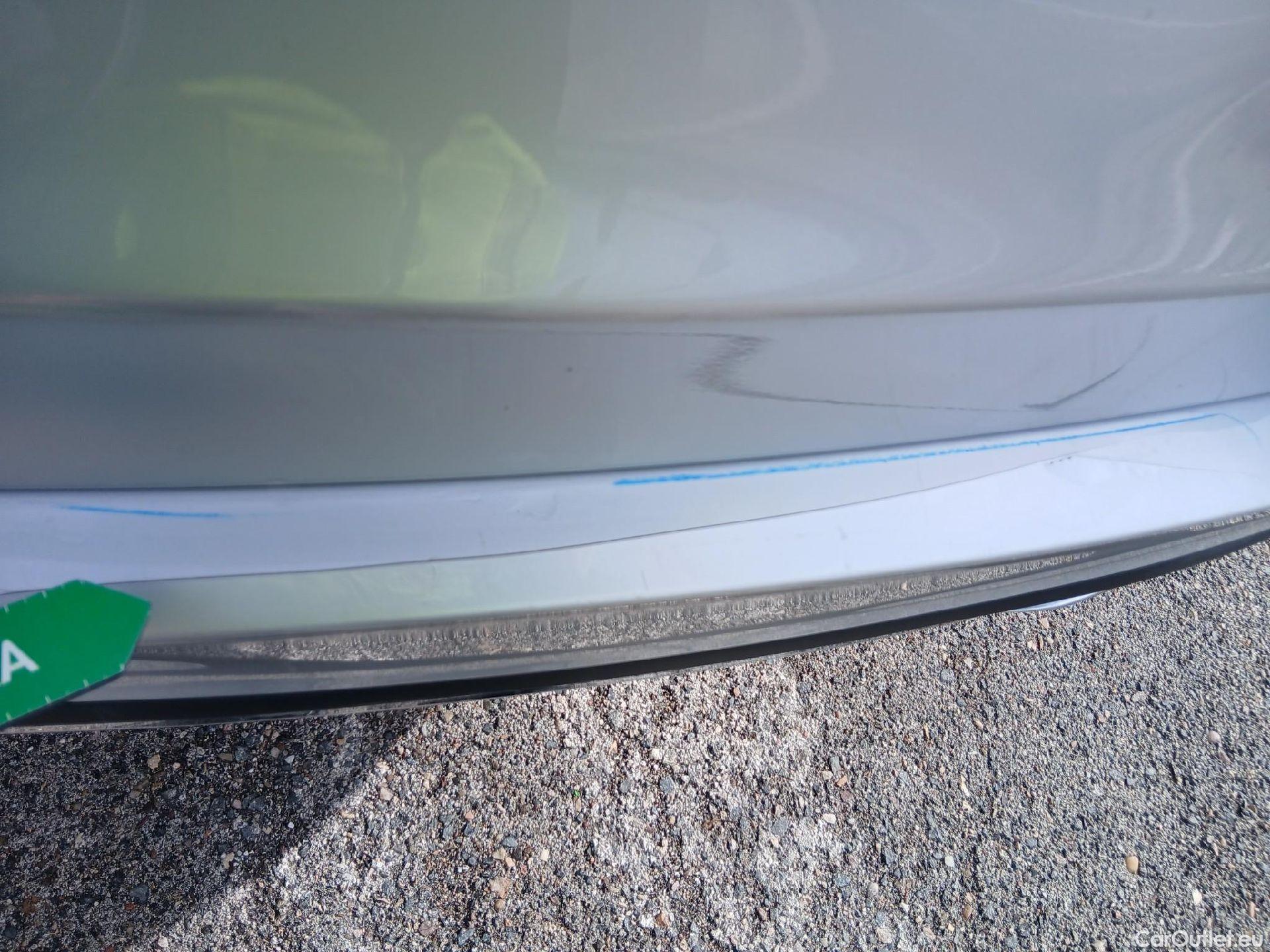  Mercedes  G-Klasee MERCEDES-BENZ GLE / 2018 / 5P / todoterreno GLE 350 de 4MATIC (Híbrido Enchufable) #31