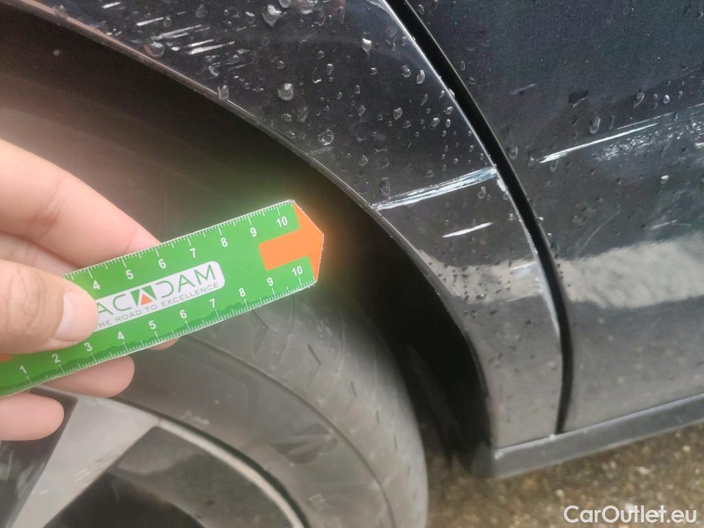  Mercedes  E-Klasse MERCEDES-BENZ Clase E / 2020 / 4P / sedán E 300 de #20