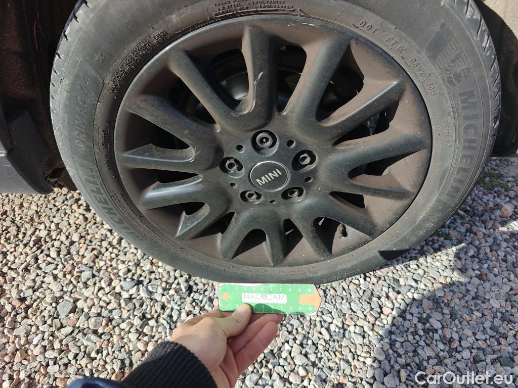  Mini  Cooper MINI MINI / 2014 / 5P / berlina con portón ONE 5 PUERTAS (CX) #78