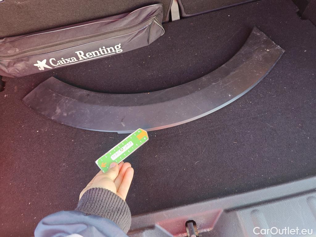  Mini  Cooper MINI MINI / 2014 / 5P / berlina con portón ONE 5 PUERTAS (CX) #65