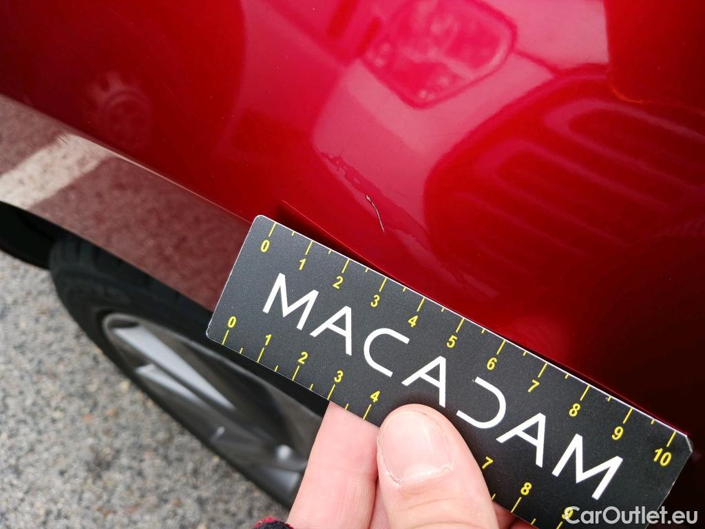  Mazda  3 MAZDA Mazda / 2019 / 4P / sedán 2.0 e-SKYACTIV-G 88KW ZENITH #40