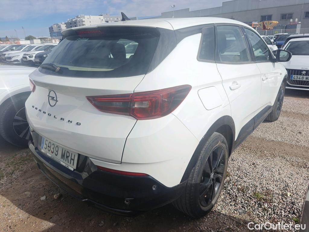  Opel   Grandland X OPEL Grandland / 2021 / 5P / todoterreno 1.5D DTH AT8 S/S GS #46