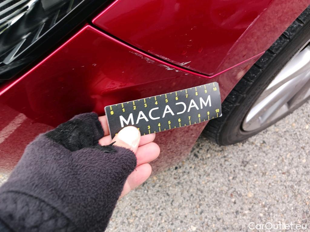  Mazda  3 MAZDA Mazda / 2019 / 4P / sedán 2.0 e-SKYACTIV-G 88KW ZENITH #22