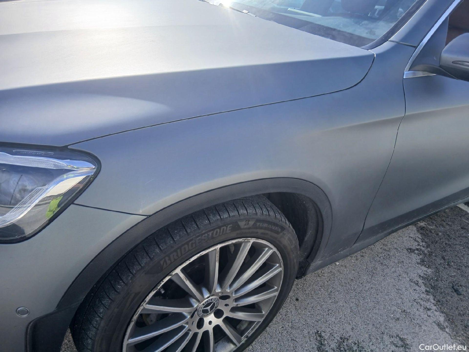  Mercedes  G-Klasee MERCEDES-BENZ GLC Coupé / 2019 / 5P / coupé GLC 300 d 4MATIC #11