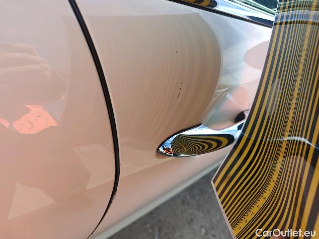  Mini  Cooper MINI MINI / 2014 / 5P / berlina con portón ONE 5 PUERTAS (CX) #17