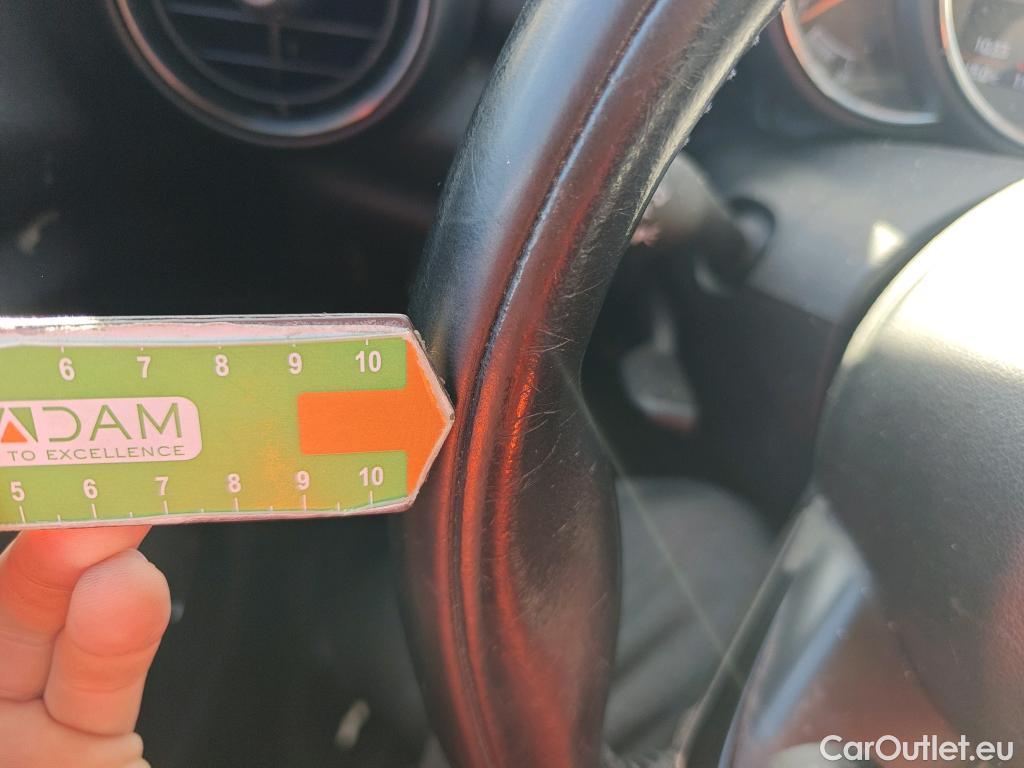  Mini  Cooper MINI MINI / 2014 / 5P / berlina con portón ONE 5 PUERTAS (CX) #45