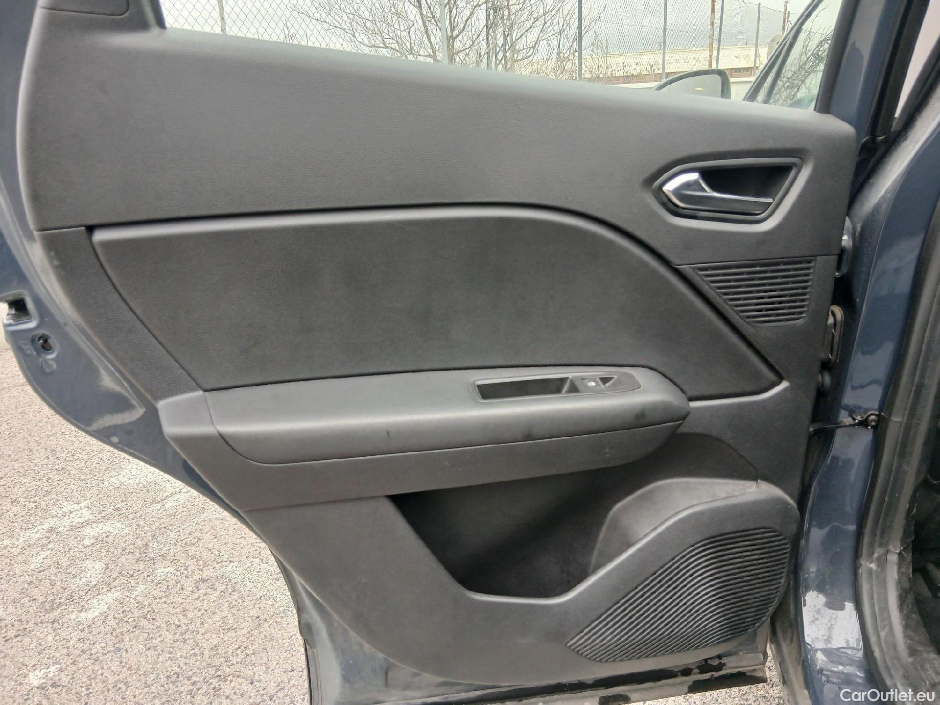  Renault  Captur  II Evolution 1.3 TCe 140CV MT6 E6d #24