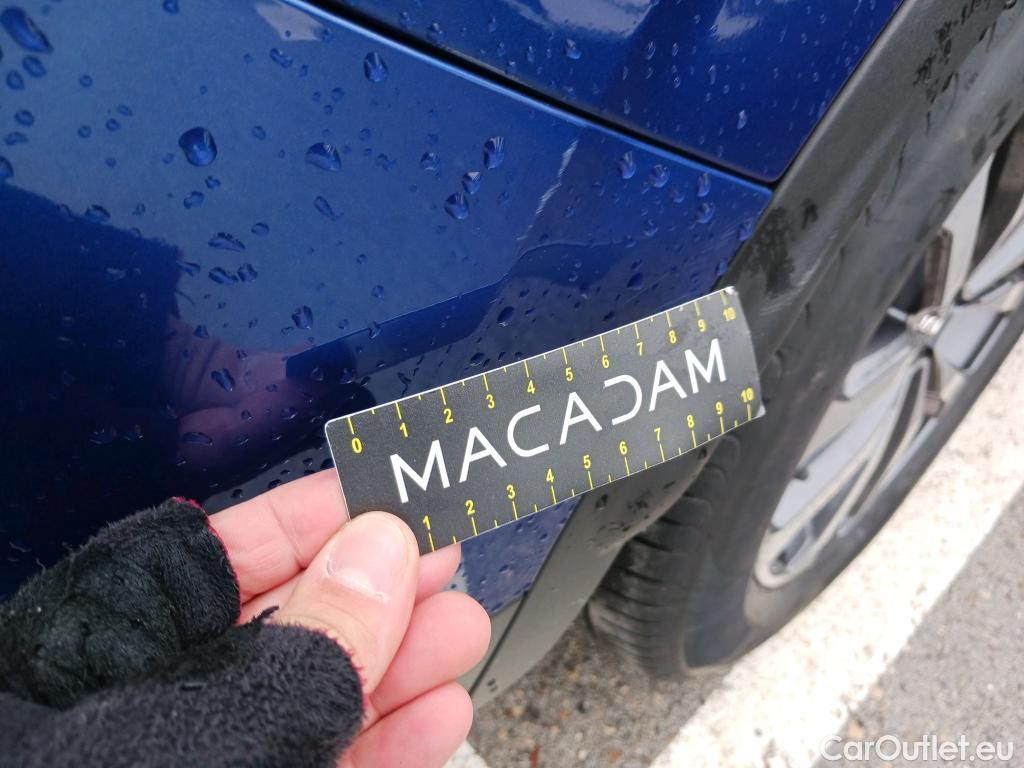  Renault  Kadjar RENAULT  / 2019 / 5P / crossover Zen GPF TCe 103kW (140CV) #8