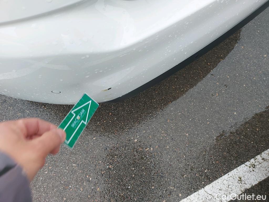  Peugeot  308 PEUGEOT  / 2017 / 5P / berlina con portón 5p Active Pack BlueHDi 130 S&S #8