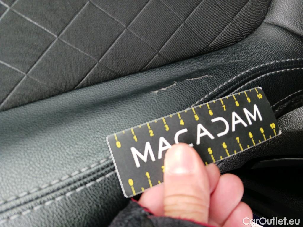  Renault  Kadjar RENAULT  / 2019 / 5P / crossover Zen GPF TCe 103kW (140CV) #4