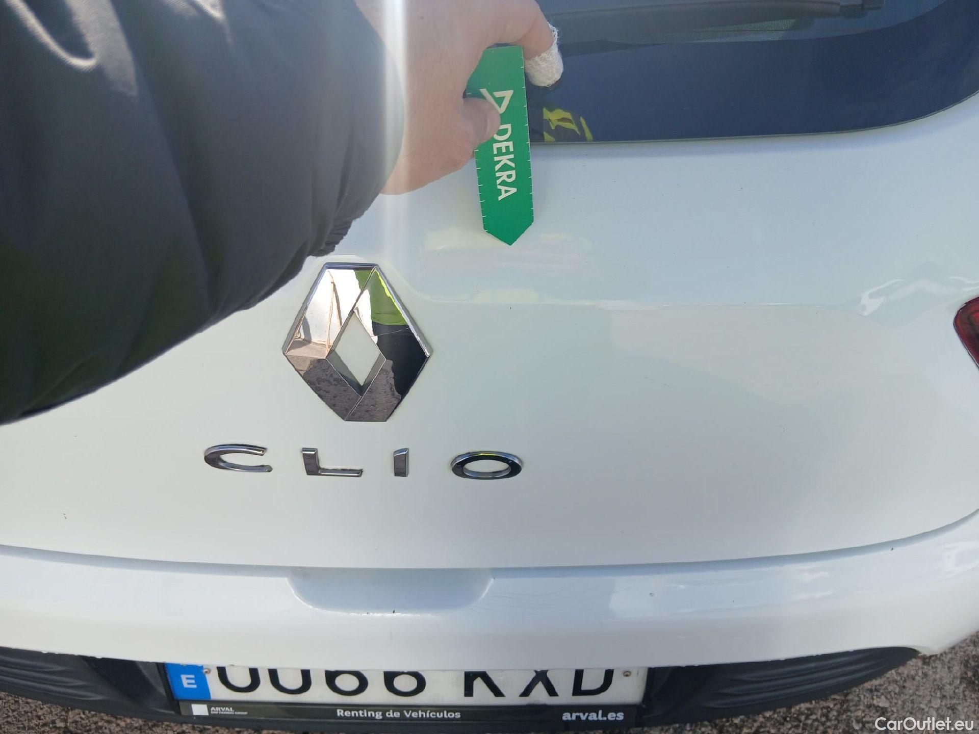  Renault  Clio RENAULT  / 2016 / 5P / berlina con portón Business dCi 55kW (75CV) -18 #21