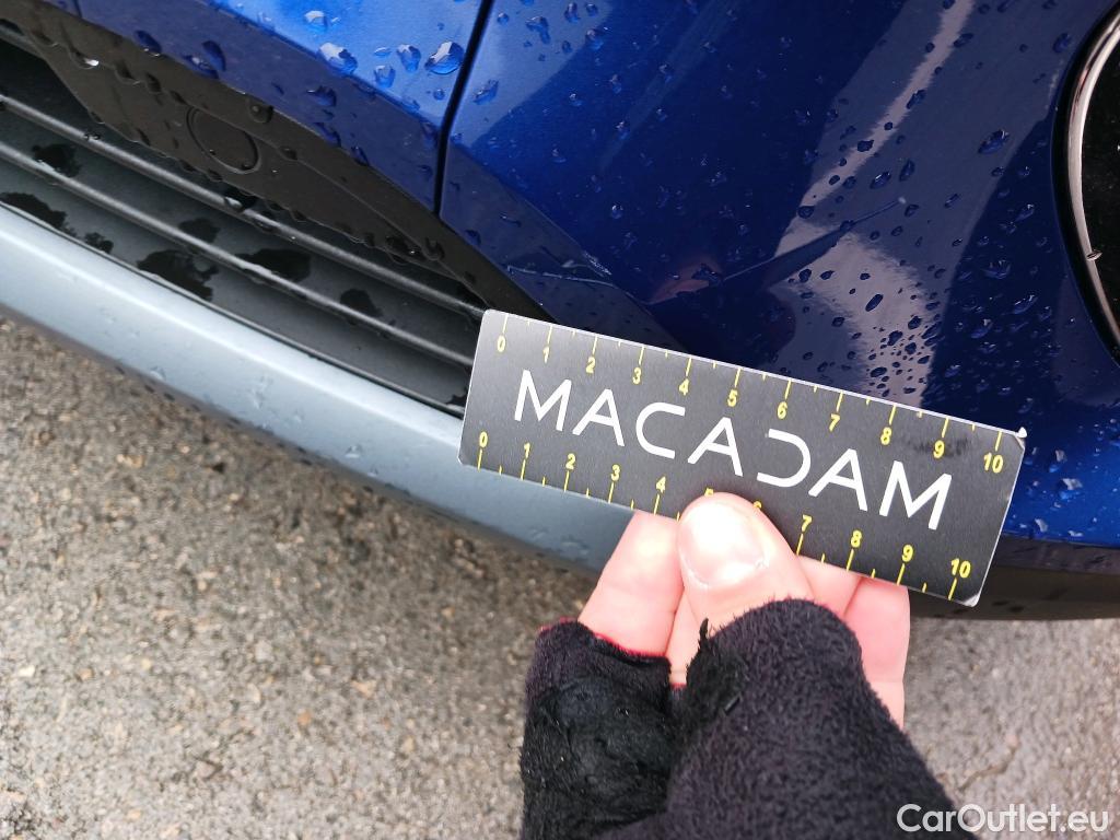  Renault  Kadjar RENAULT  / 2019 / 5P / crossover Zen GPF TCe 103kW (140CV) #16