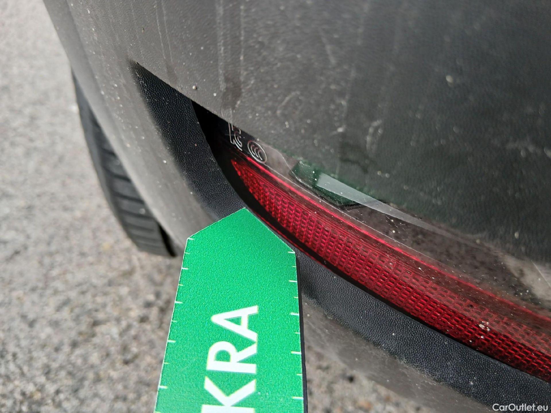  Renault  Captur  II Evolution 1.3 TCe 140CV MT6 E6d #42