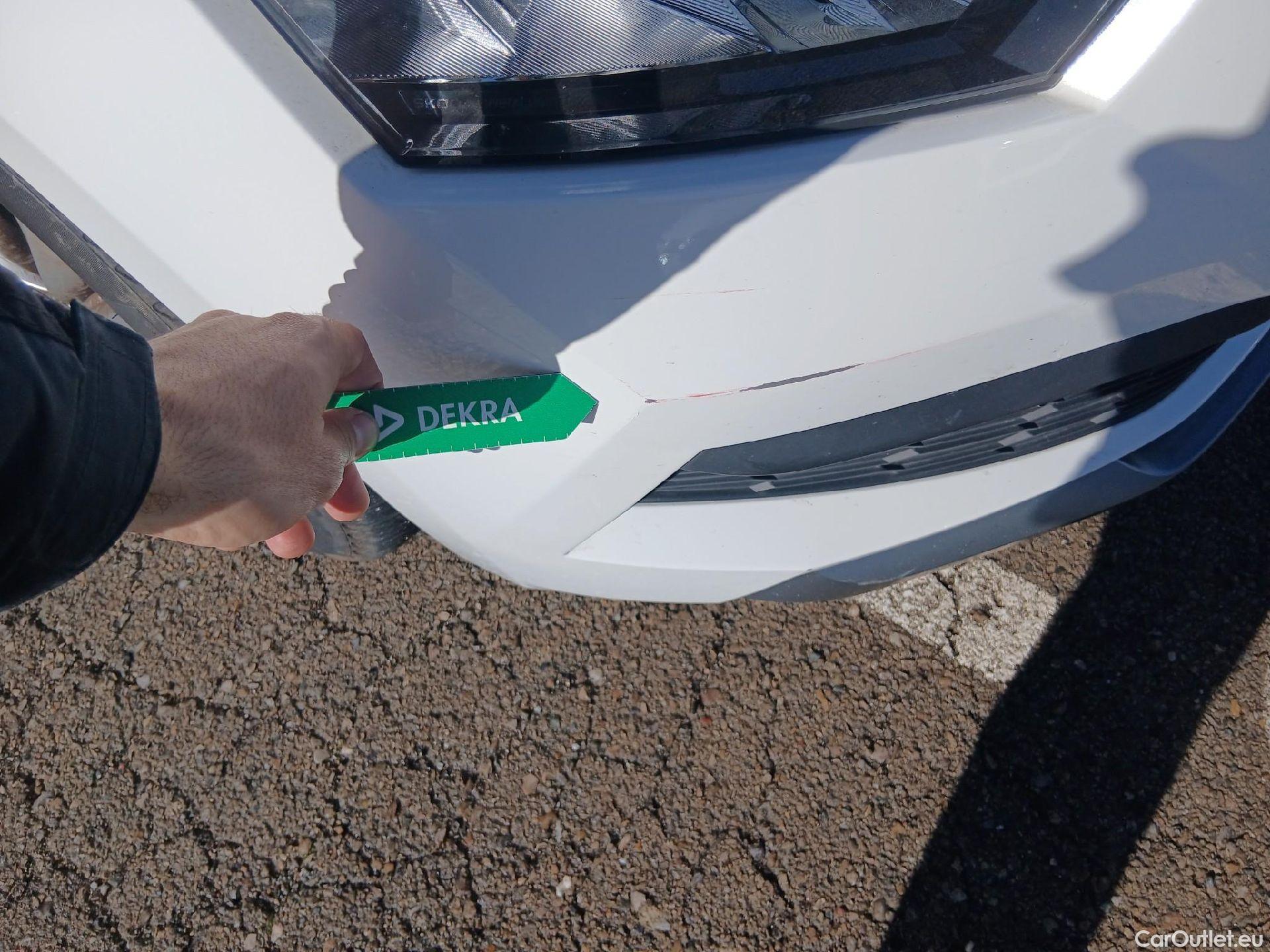  Skoda  KAMIQ SKODA  1.0 TSI 81kW (110CV) DSG Ambition #2